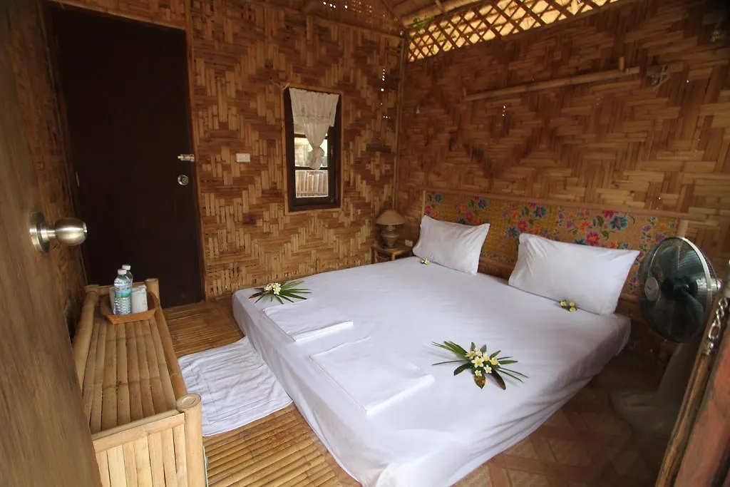 Charlie Hut Bungalow Ko Phi Phi